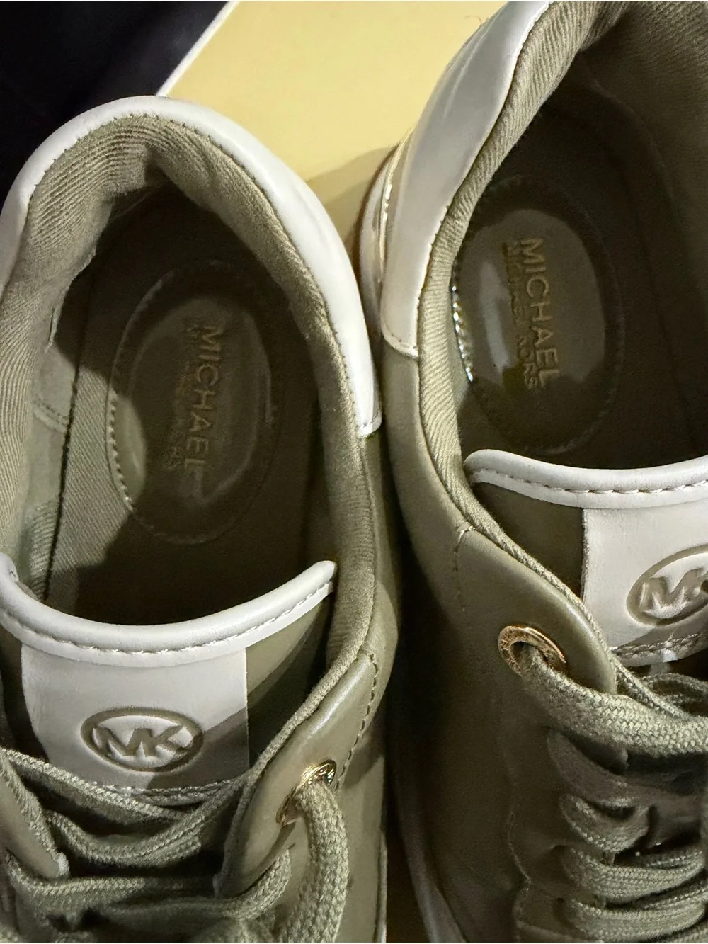 MICHAEL Michael Kors Hayes Lace Up Leather Platform Sneakers Green Beige White